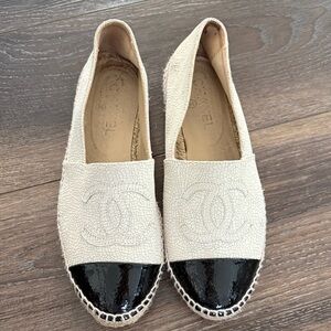 CHANEL Cream Espadrille Flats with Black Patent Cap Toe